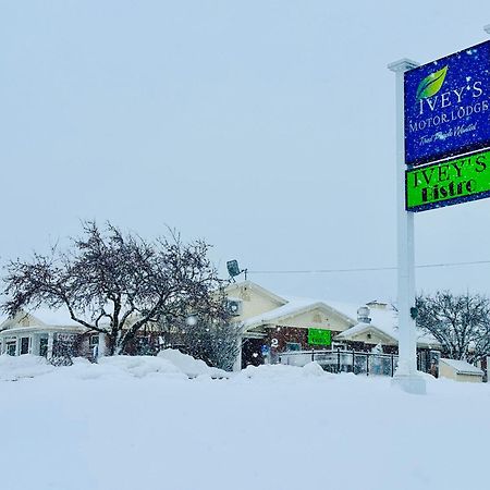 Ivey'S Motor Lodge Houlton Экстерьер фото