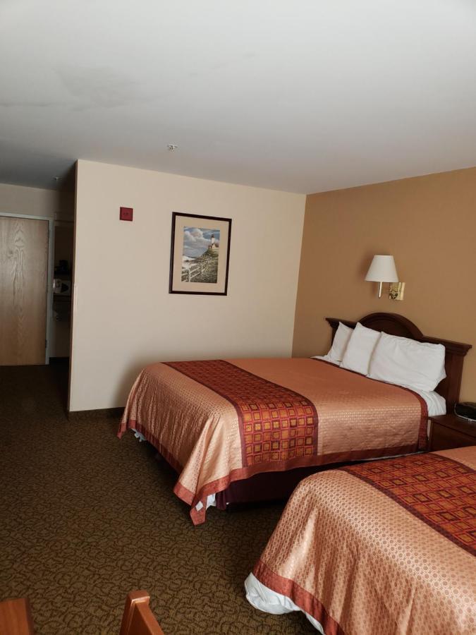 Ivey'S Motor Lodge Houlton Экстерьер фото