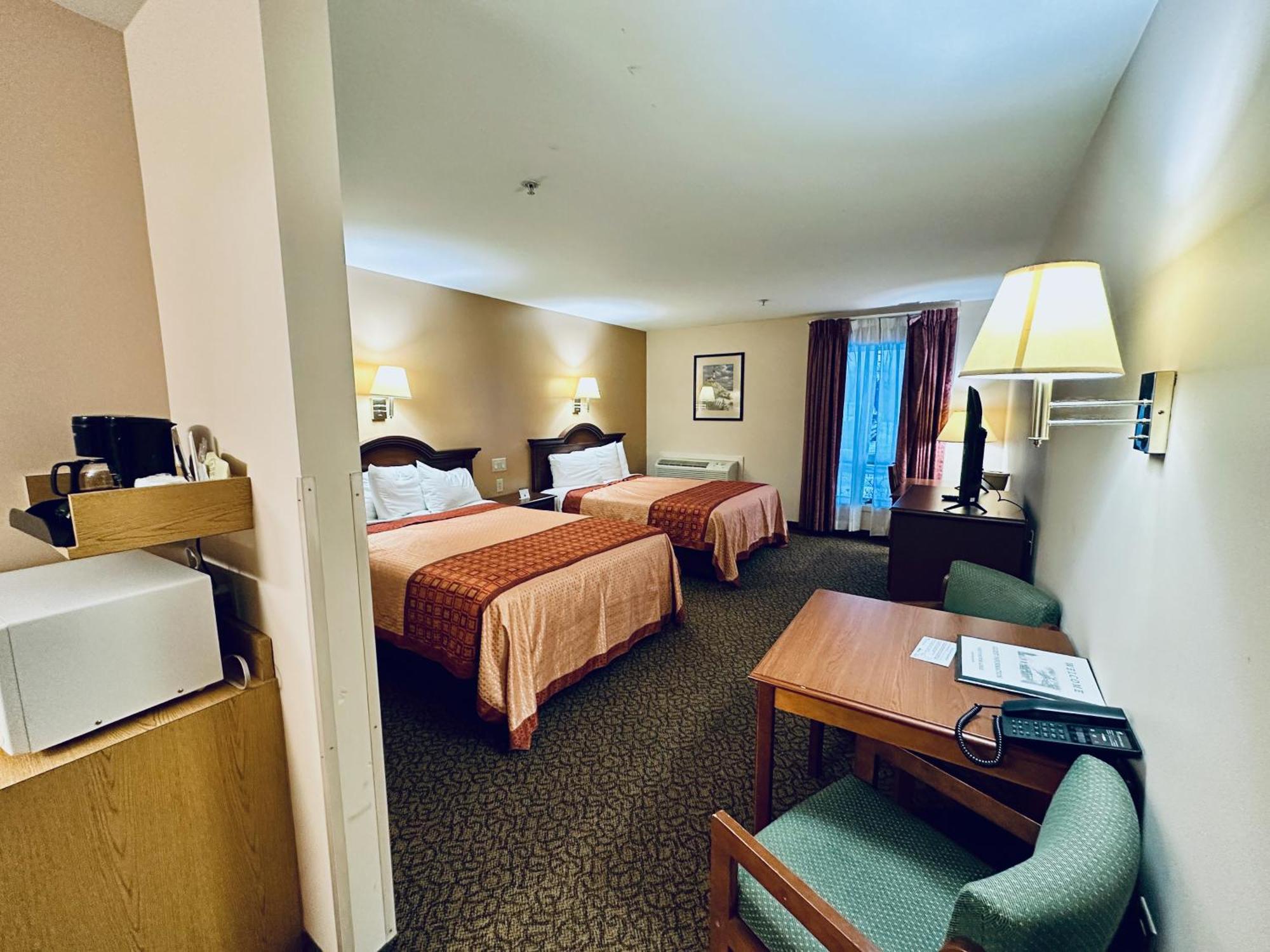 Ivey'S Motor Lodge Houlton Экстерьер фото